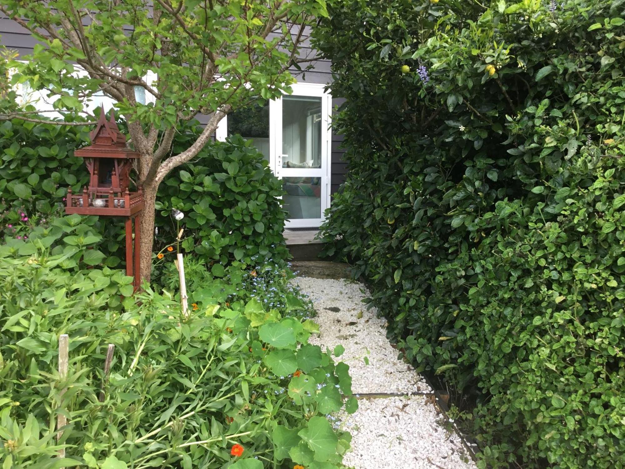 Hahei Kereru Cottage Exteriör bild